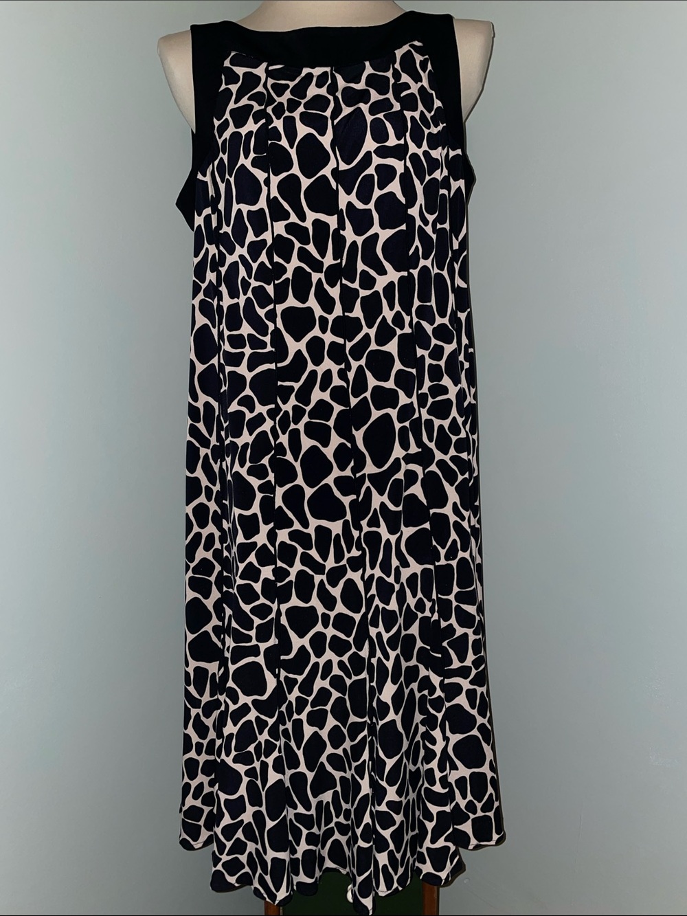 Sandra Darren 14W Animal Print Sleeveless Dress Black Beige Pleated